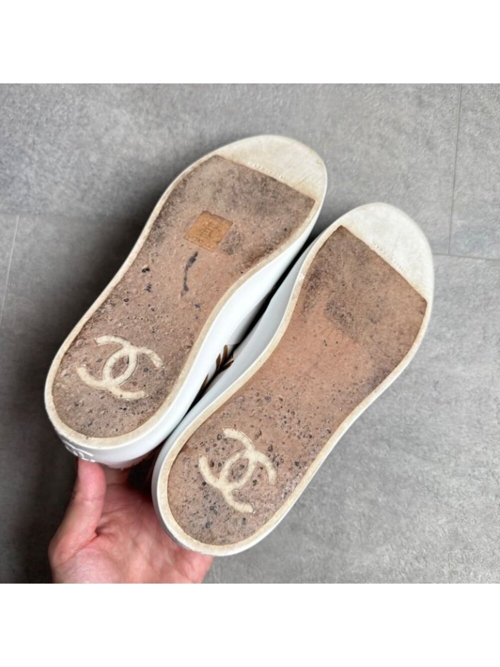 Chanel Coco Mark Leather White Gold Floral Slip on ed Shoes - Picture 8 of 10